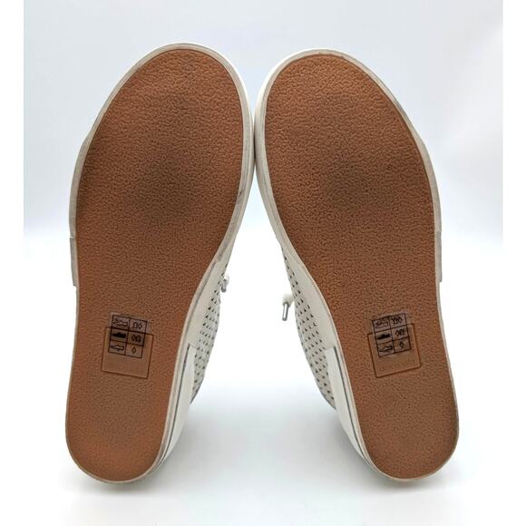 Dolce Vita Zina Perforated 360 Slip-On Women's Sneaker White Size US9 EU40 - Picture 6 of 12